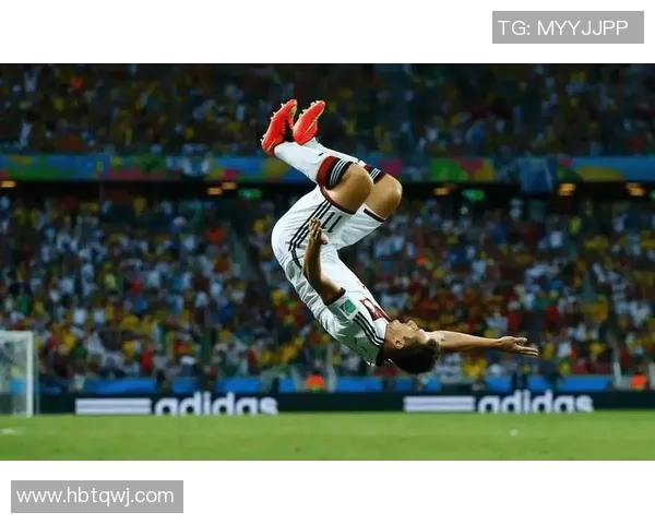 足球明星庆祝动作的精彩瞬间与背后故事解析